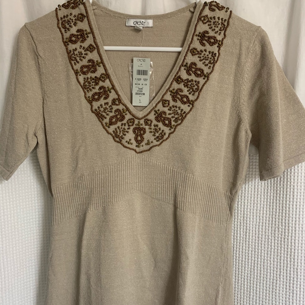V-neck top
